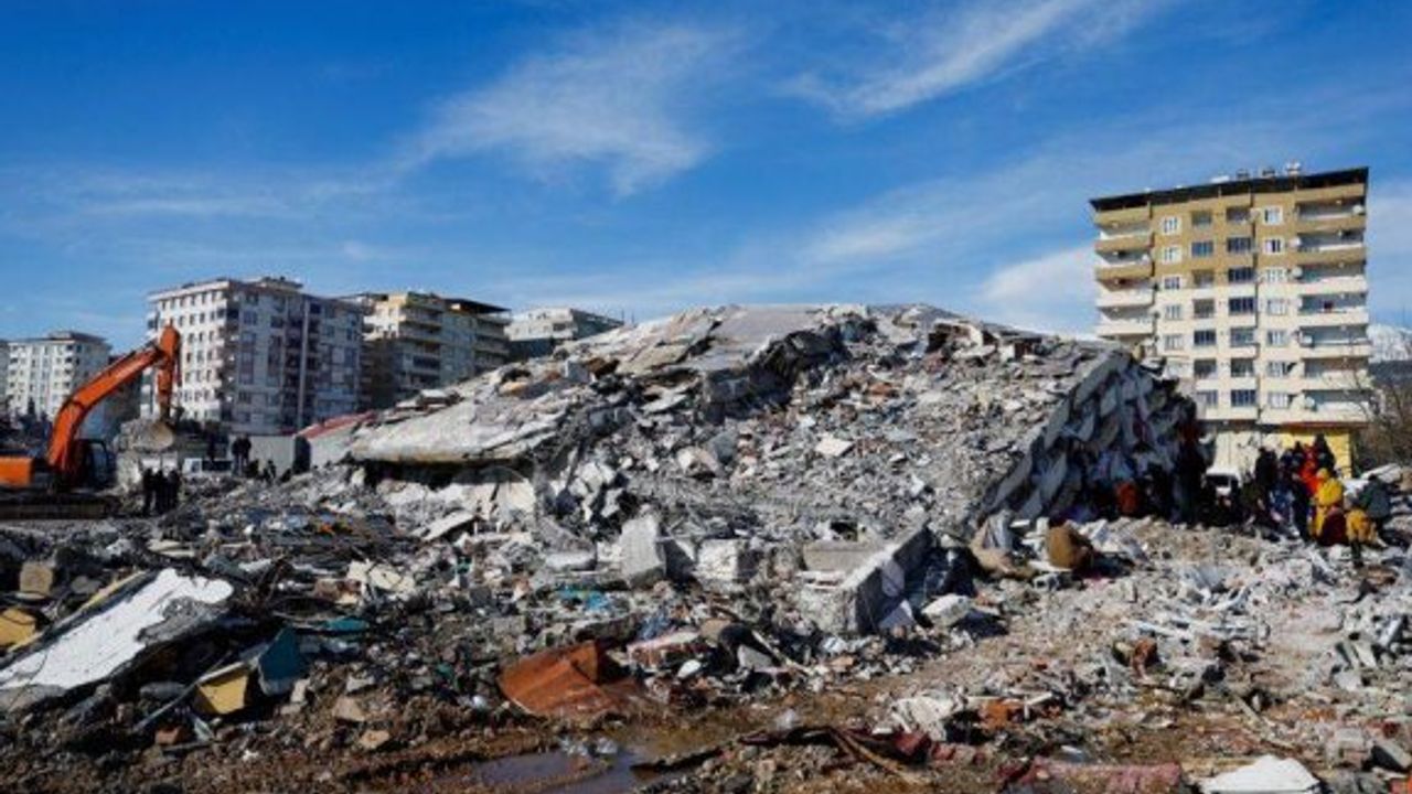 Güney Kıbrıs’tan Türkiye’ye ekip gidiyor