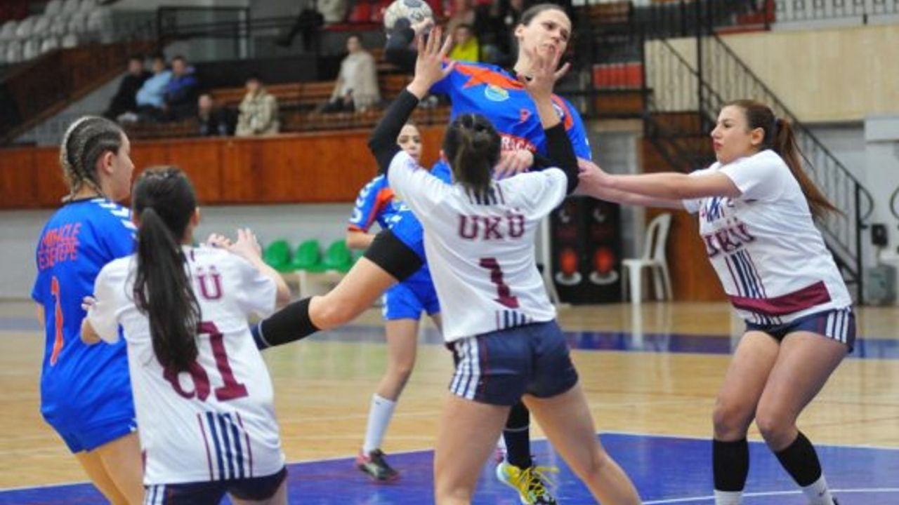 Hentbol Büyükler Ligi start veriyor