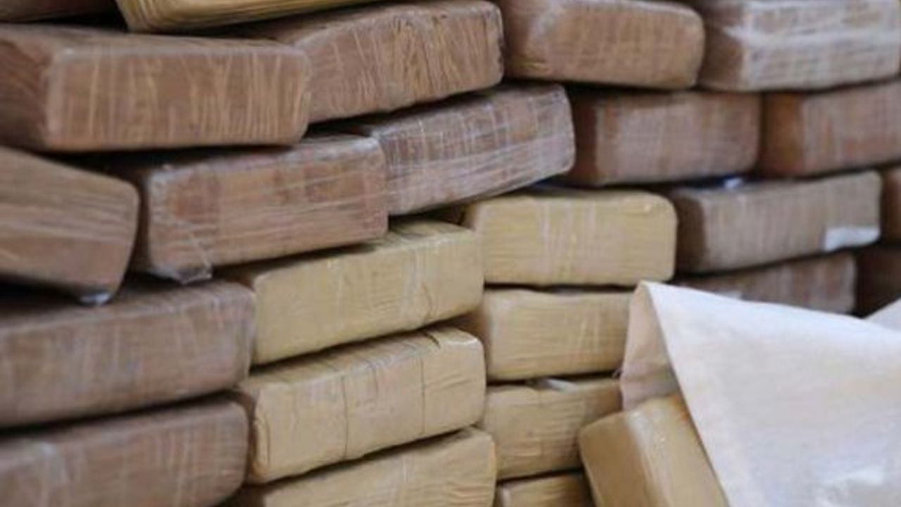 Kolombiya'da 8 tondan fazla kokain ele geçirildi