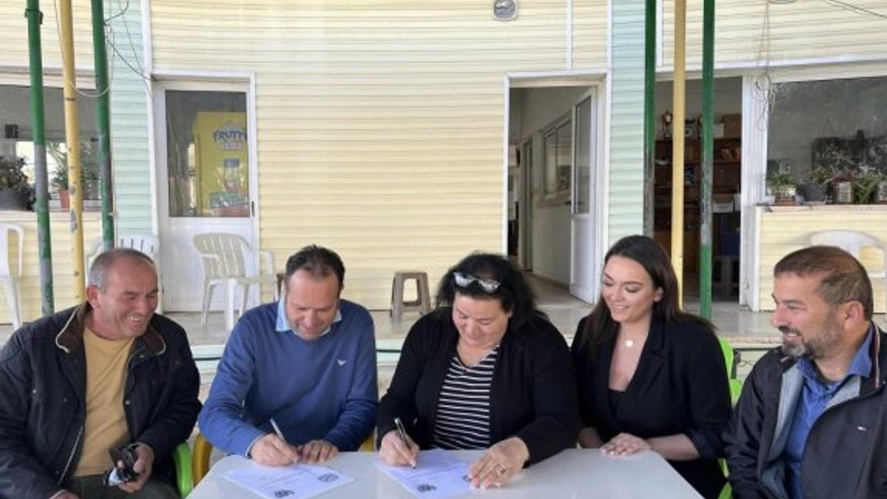 Mehmetçik FC ve Mehmetçik TÇBSK arasında kardeş kulüp anlaşması imzalandı