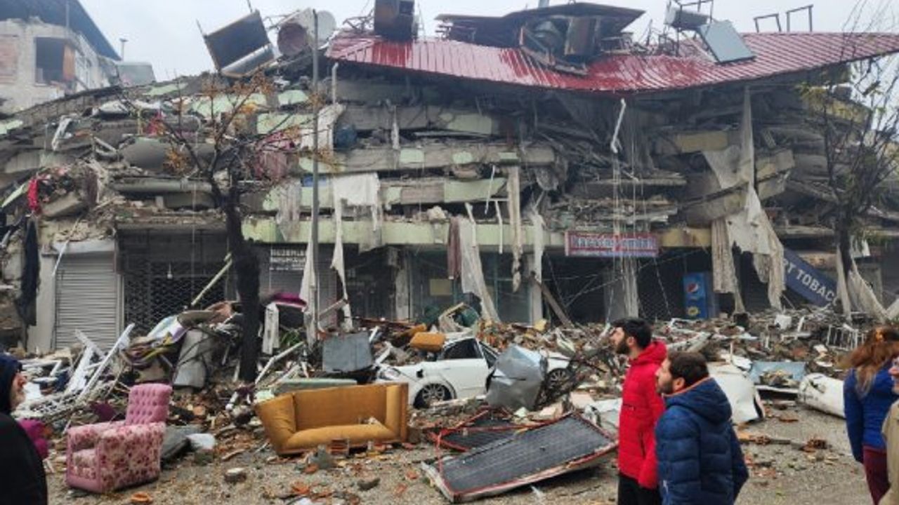 Ölü sayısı 20 bine yaklaşıyor