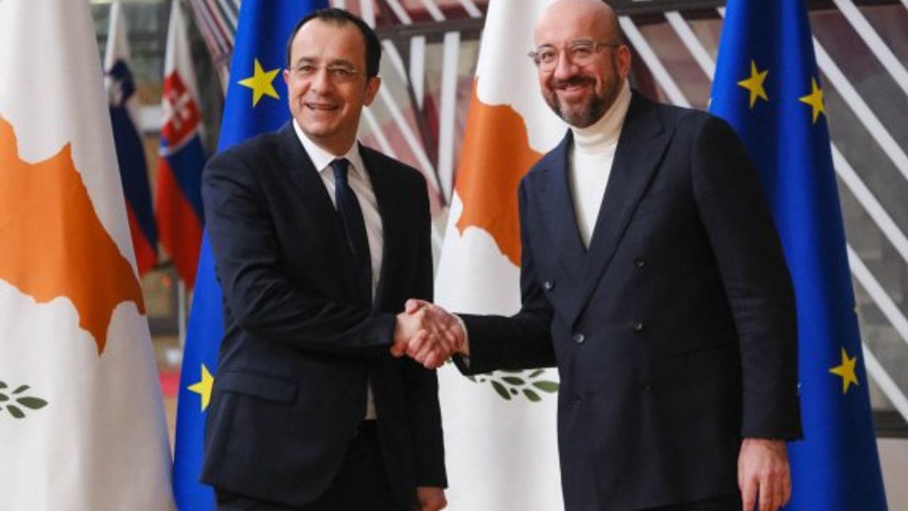 AB, Hristodulidis'e BM'yi adres gösterdi