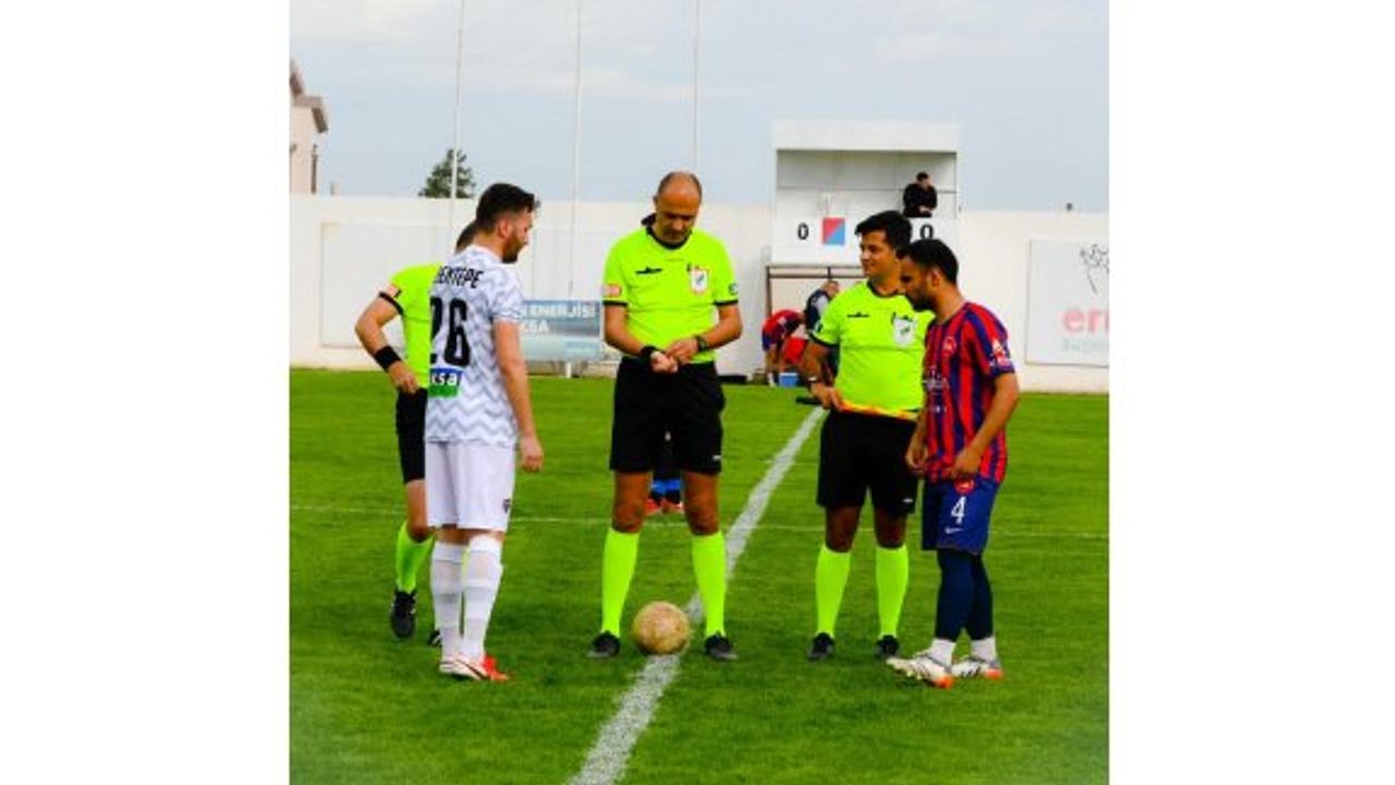 Aksa Futbol Liglerinde 21 haftanın hakemleri açıklandı