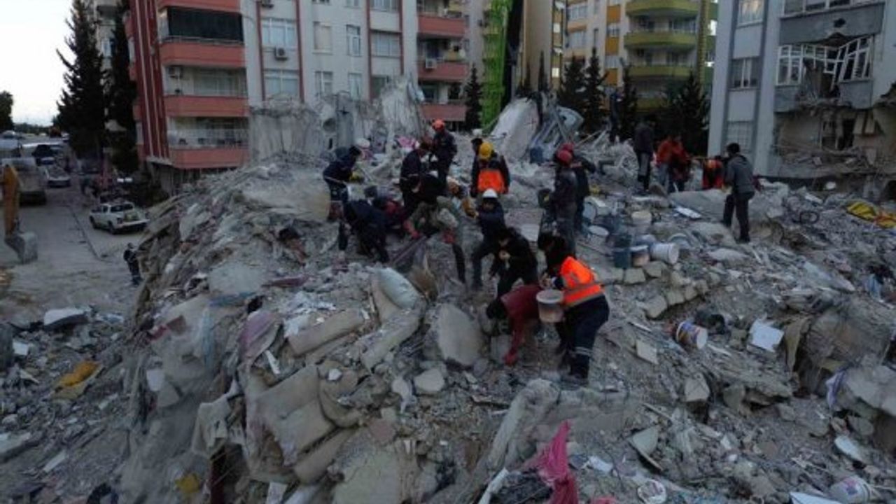 Apartmanı, bile bile dere yatağına inşa etti