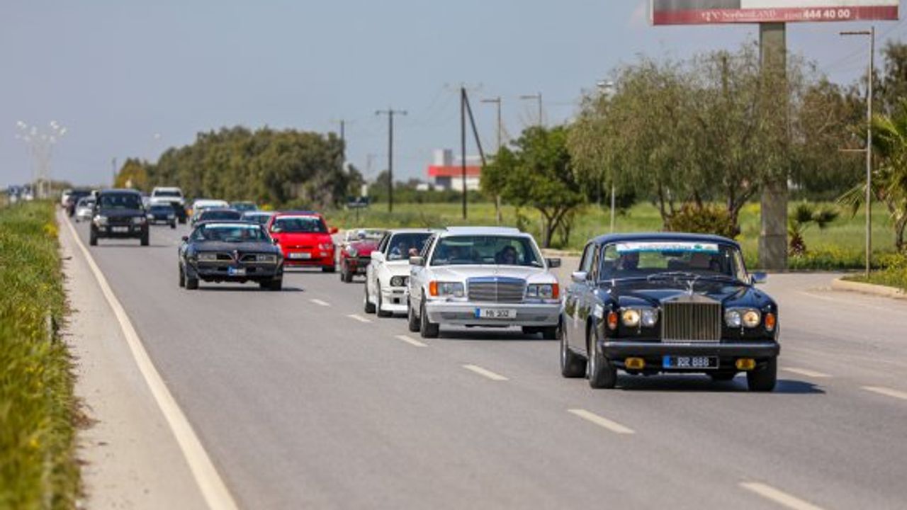 Klasikler Tekerlekleri Şampiyon Melekler için ciriledi
