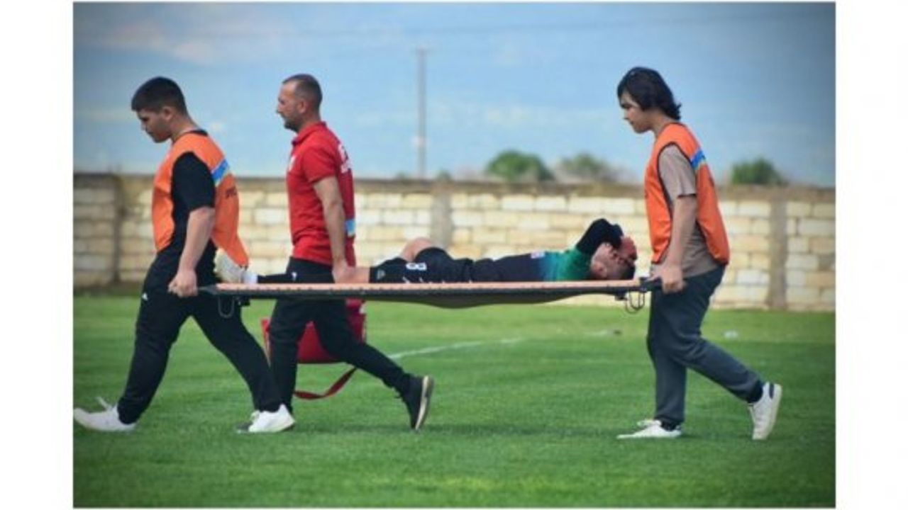 Mormenekşe şansızlıklara dert yanıyor