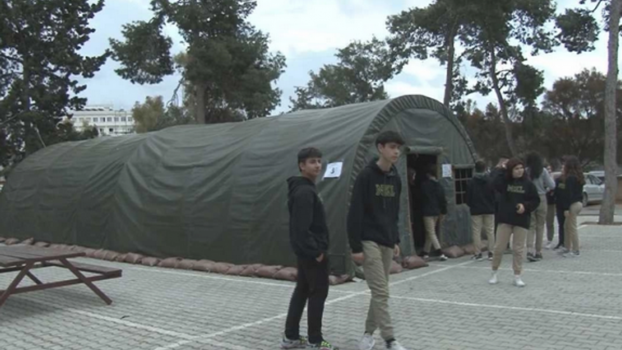 NKL çadırda, Cumhuriyet Lisesi online eğitimde