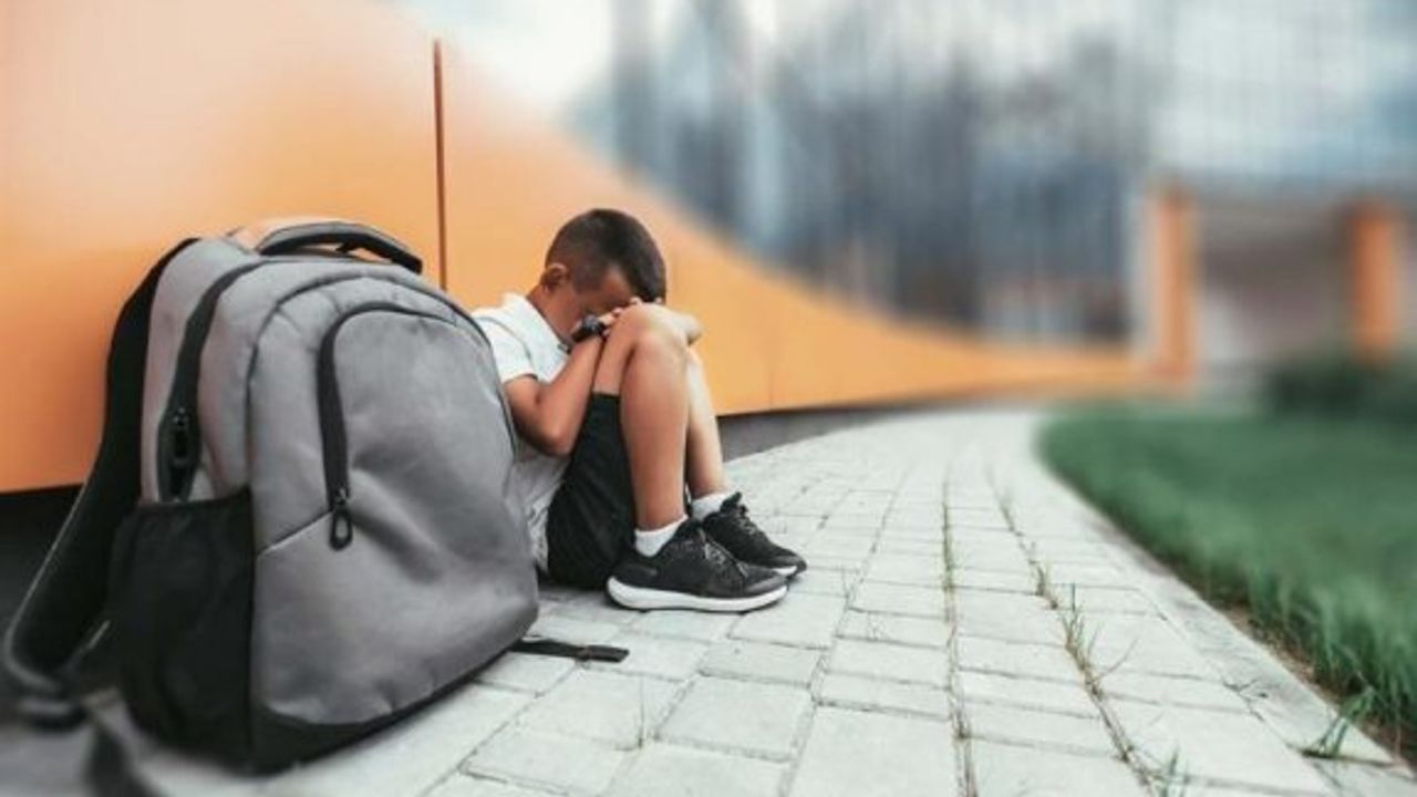 Öğrencisine şiddet uygulayan öğretmene para cezası