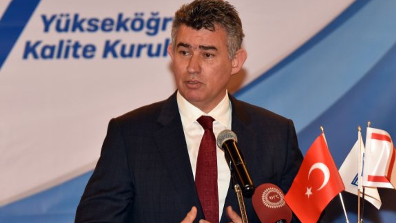 “Sorun olmayan sorunlar karşısında hayret ediyorum”