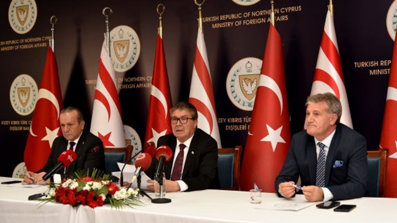 Üstel: “Ülkeye gelen resmi, kayıtlı depremzede sayısı bin 500”