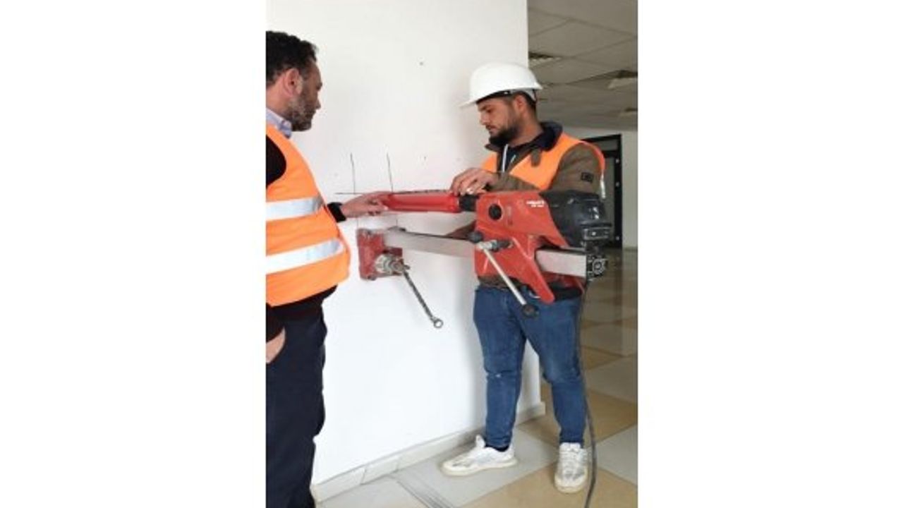 Yakın Doğu okullarında depreme karşı güven veren analiz