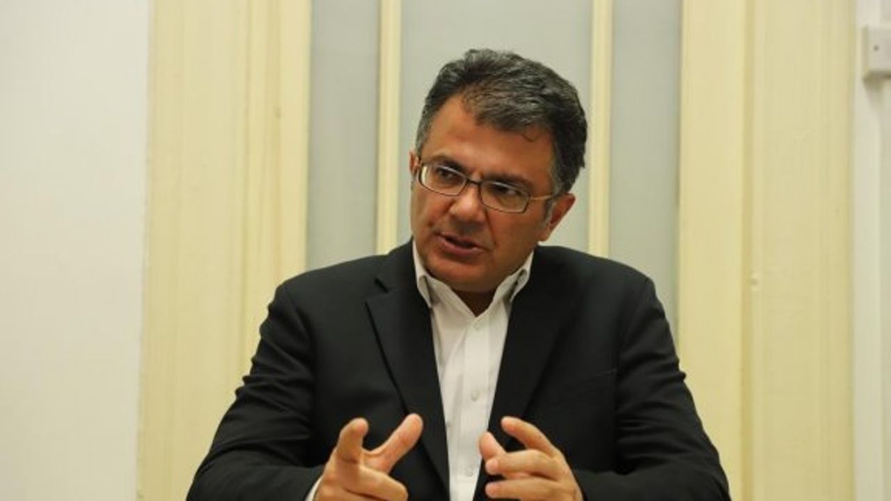 “Feyzioğlu, görevini aşan faaliyetler içerisinde”