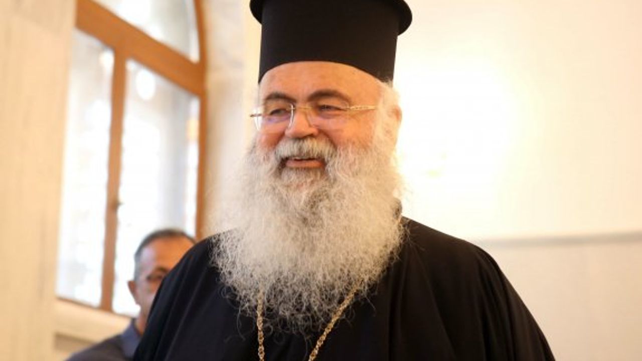 “İşgal altındaki kiliselere gidip ayin yapacağız”