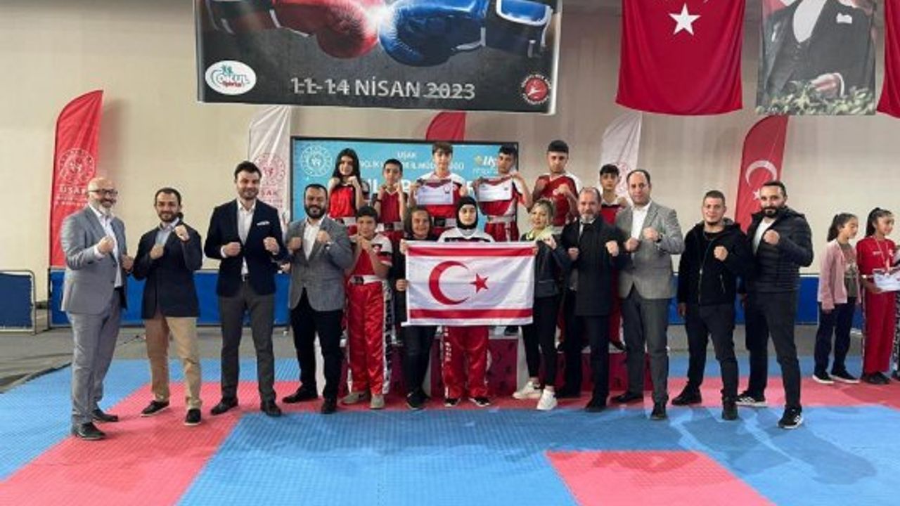 Okullarımızdan Kickboks dalında Türkiye’de büyük başarı