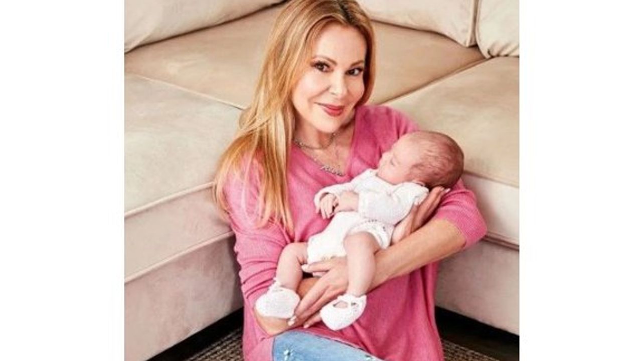 Ölen oğlunun sperminden çocuk sahibi oldu