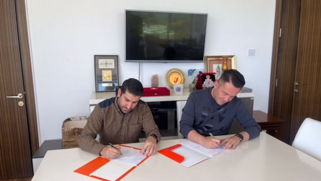 Üniversiteliler Fly Kıbrıs Havayolları'yla indirimli uçacak