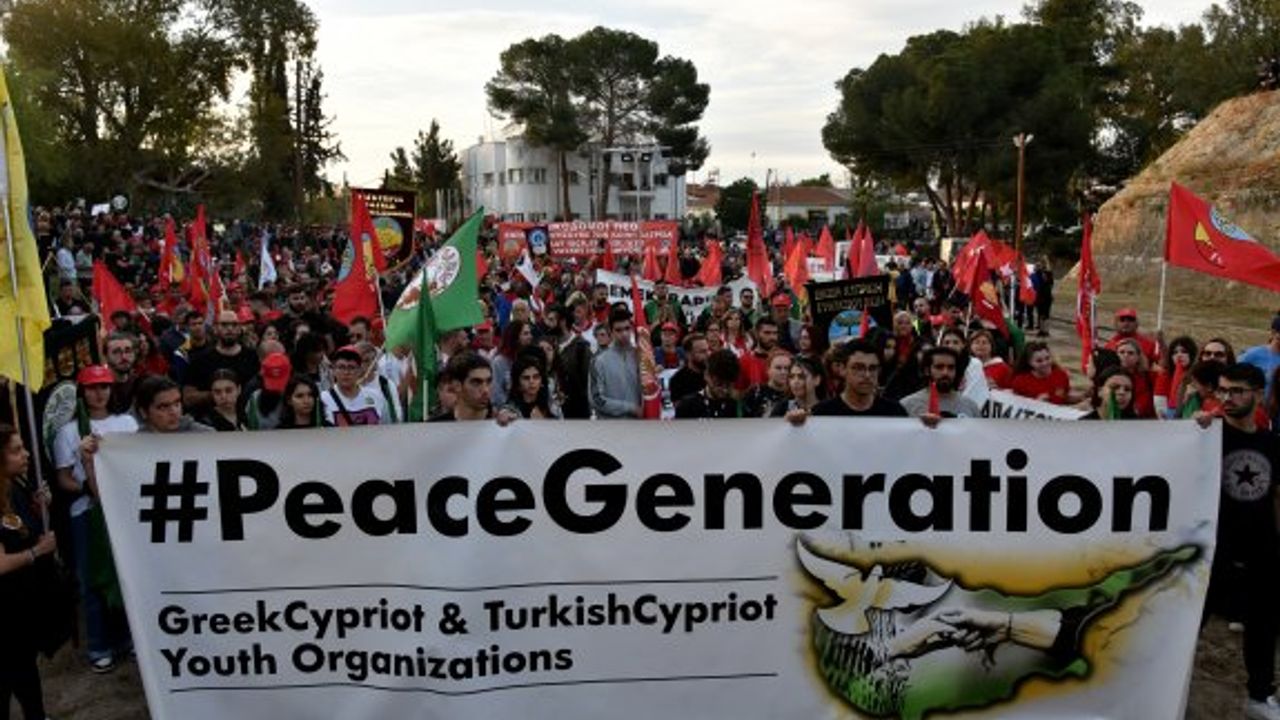 “Dayanışma-Yeniden Birleşme-Sosyal Adalet” sloganıyla ortak miting