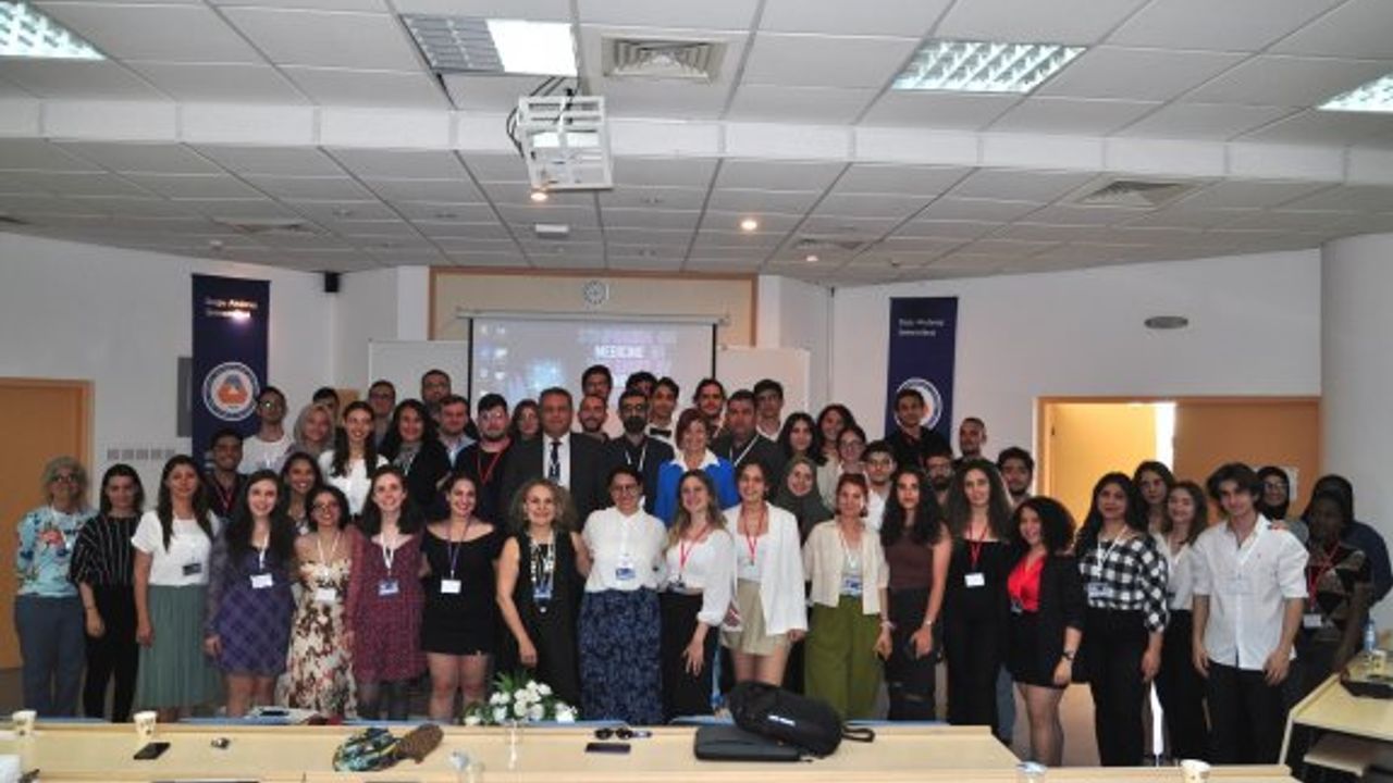 DR Fazıl Küçük Tıp Fakültesi’nde “Teknolojik Gelişmeler Işığında Tıp”