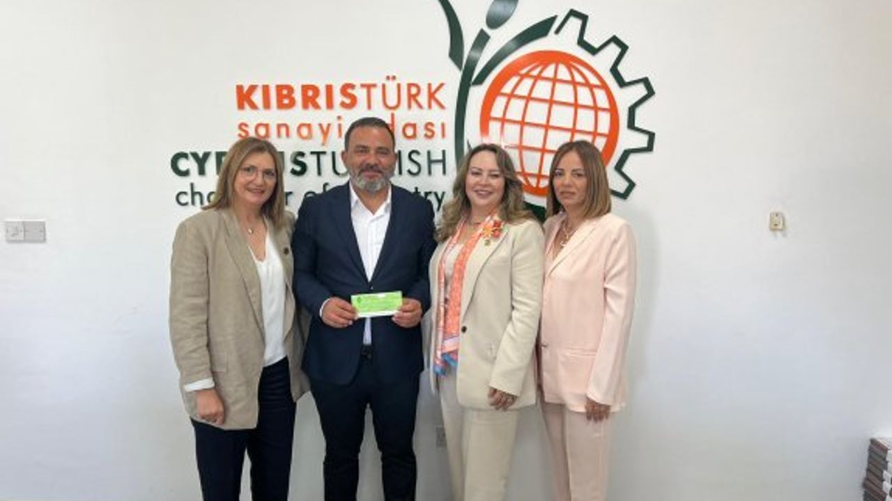 GİKAD’dan Dayanışma Platformu’na 300 bin TL bağış