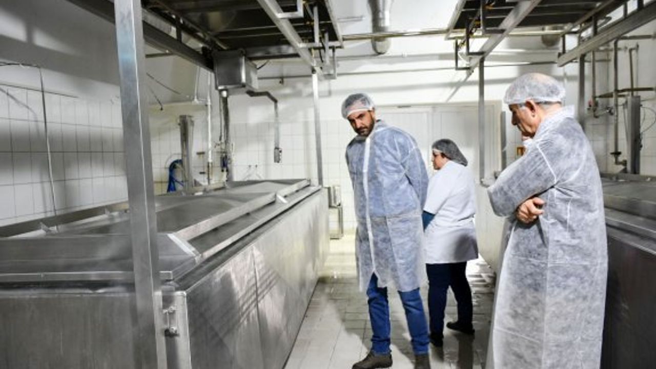 Koop Süt yeni Yönetim Kurulu Başkanı tesisleri denetledi