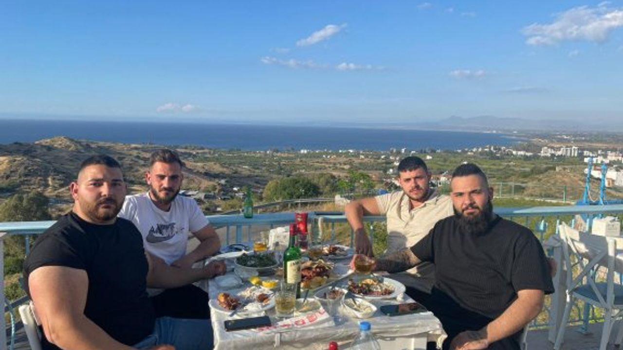 Lefke’nin parlayan mekanı Ambeli Village Restaurant& Bar