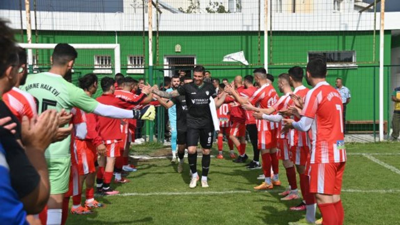 Törehan Girne Halk Evi’ne teşşekkür etti