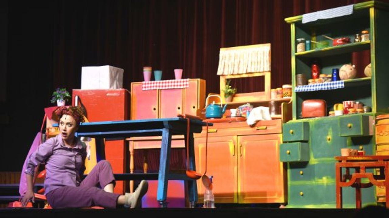 'Bir Gün Ayakkabımın Teki' oyunu sahnelendi