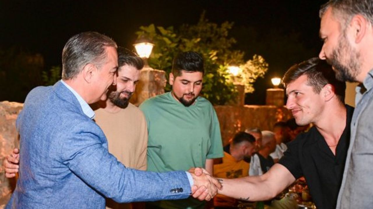 UBP Milletvekili Adayı Ali Başman, Akova’da gençlerle bir araya geldi