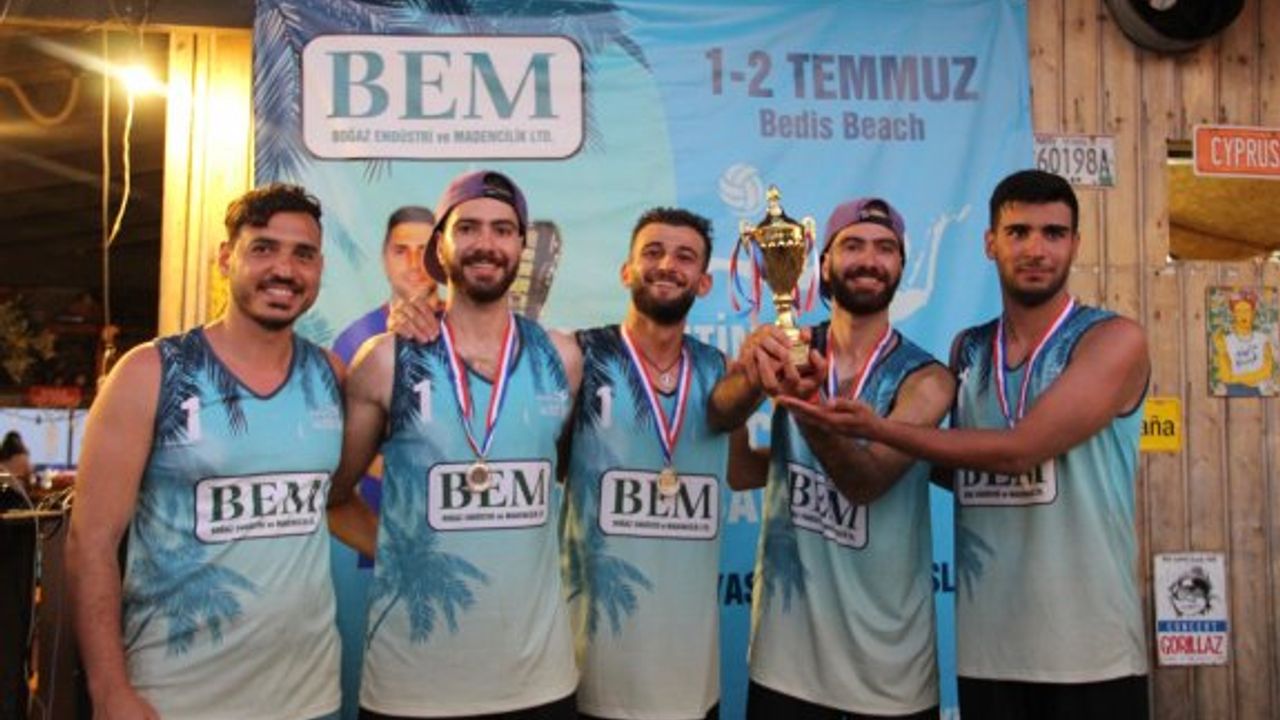 6. Bedi’s Osman Çetintaş Plaj Voleybol Anı Turnuvası şampiyonları belirlendi