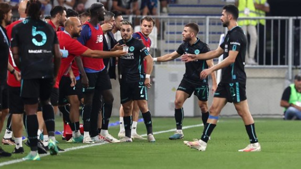 Adana Demirspor yenildi ama turladı