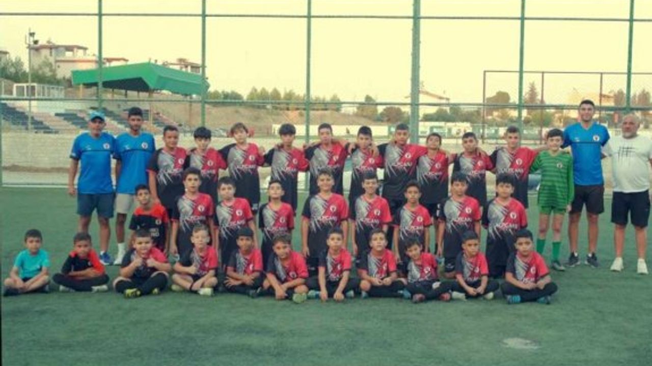 Alpcan’dan, Hamitköylü çocukların yüzünü güldüren katkı