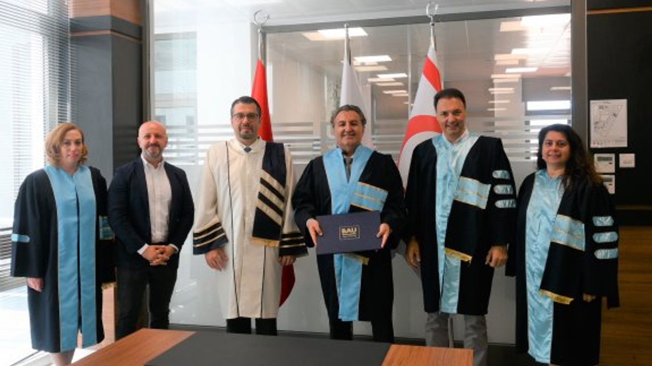 Bahçeşehir Kıbrıs Üniversitesi, İsmail Ölmez’e onursal doktora verdi