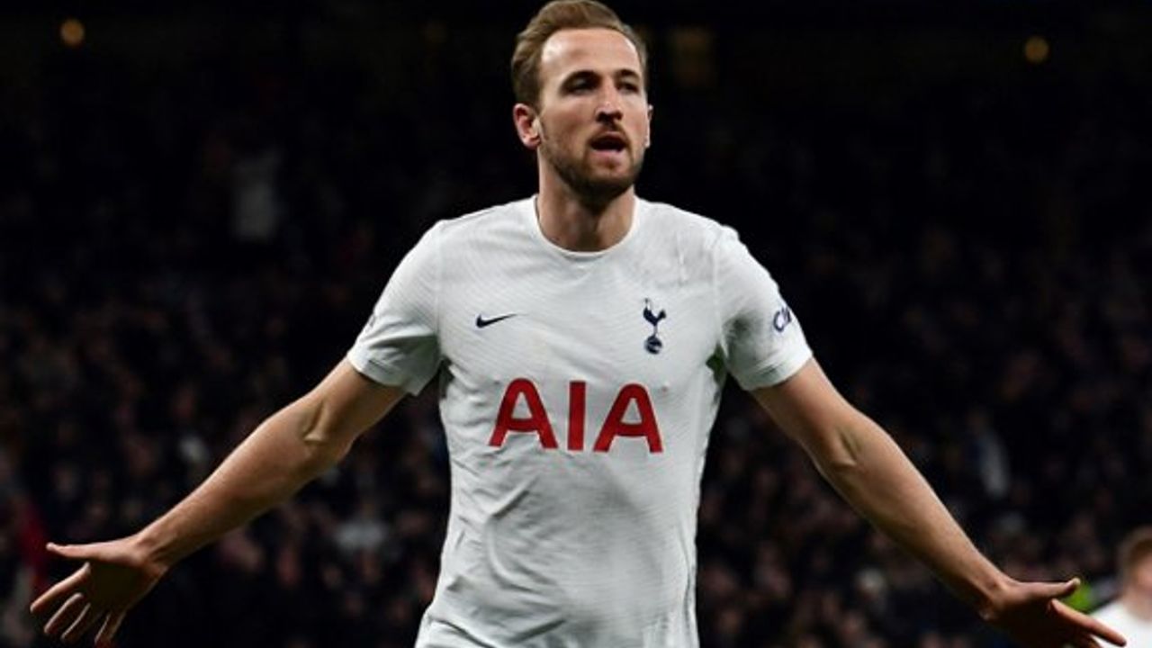 Bayern Münih, Harry Kane için ısrarlı