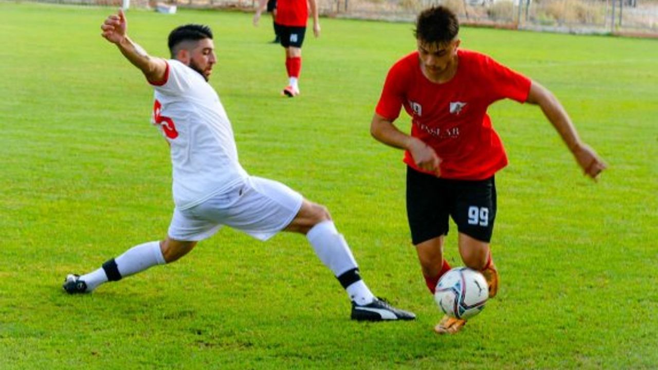 Esentepe ilk hazırlık maçında farklı esti