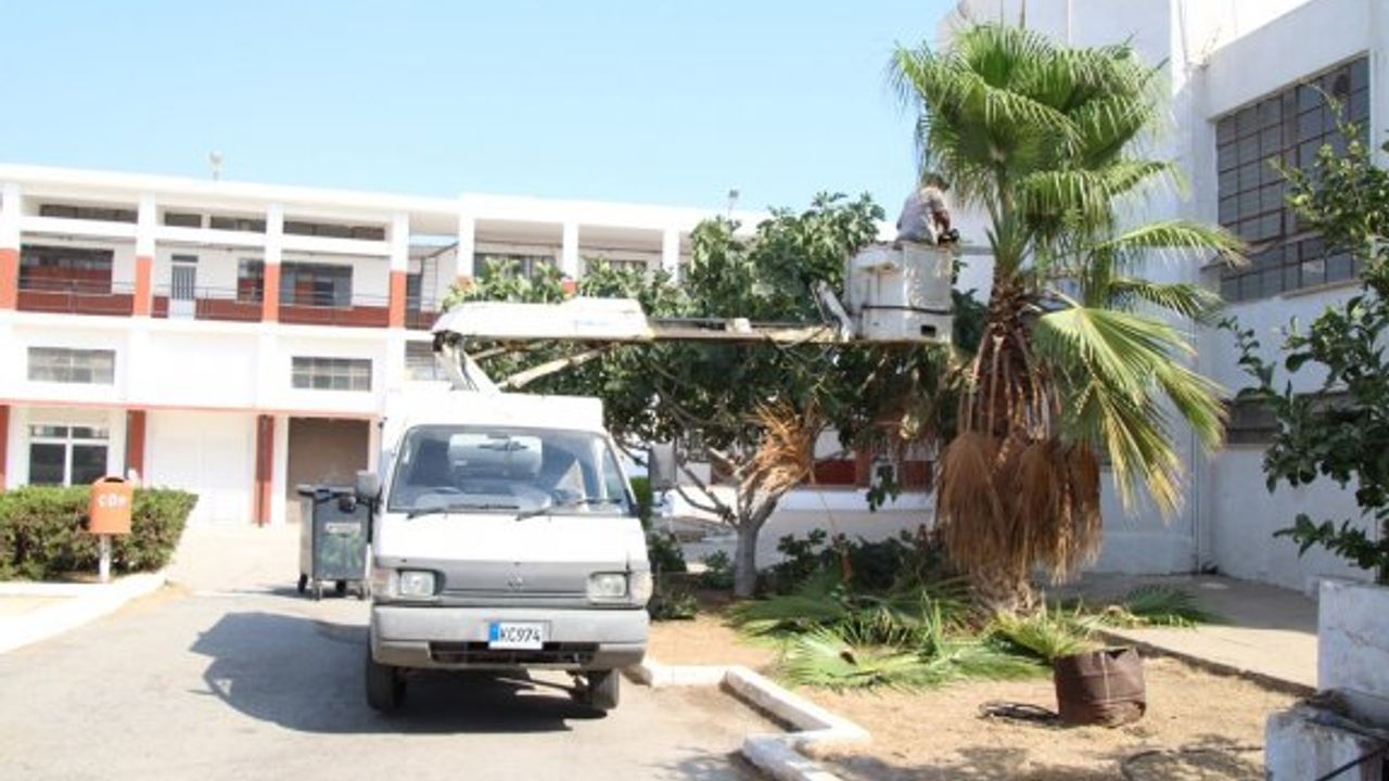 Gazimağusa Belediyesi: Okullarda genel temizlik ve bakım çalışması yapılıyor