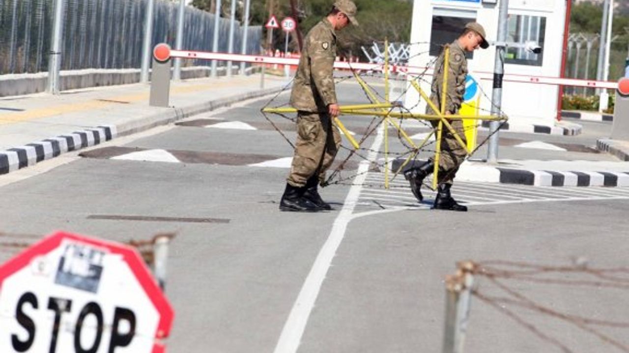 Derinya Kapısı bugün 08.30-17.00 saatleri arasında geçişlere kapalı