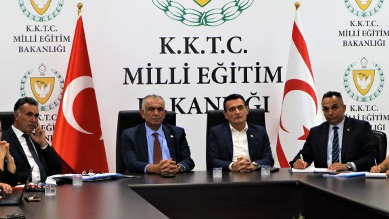 Rektörler vize uygulamaları hakkında bilgilendirildi
