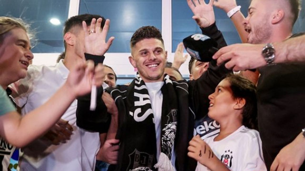 Milot Rashica, Beşiktaş için İstanbul'da