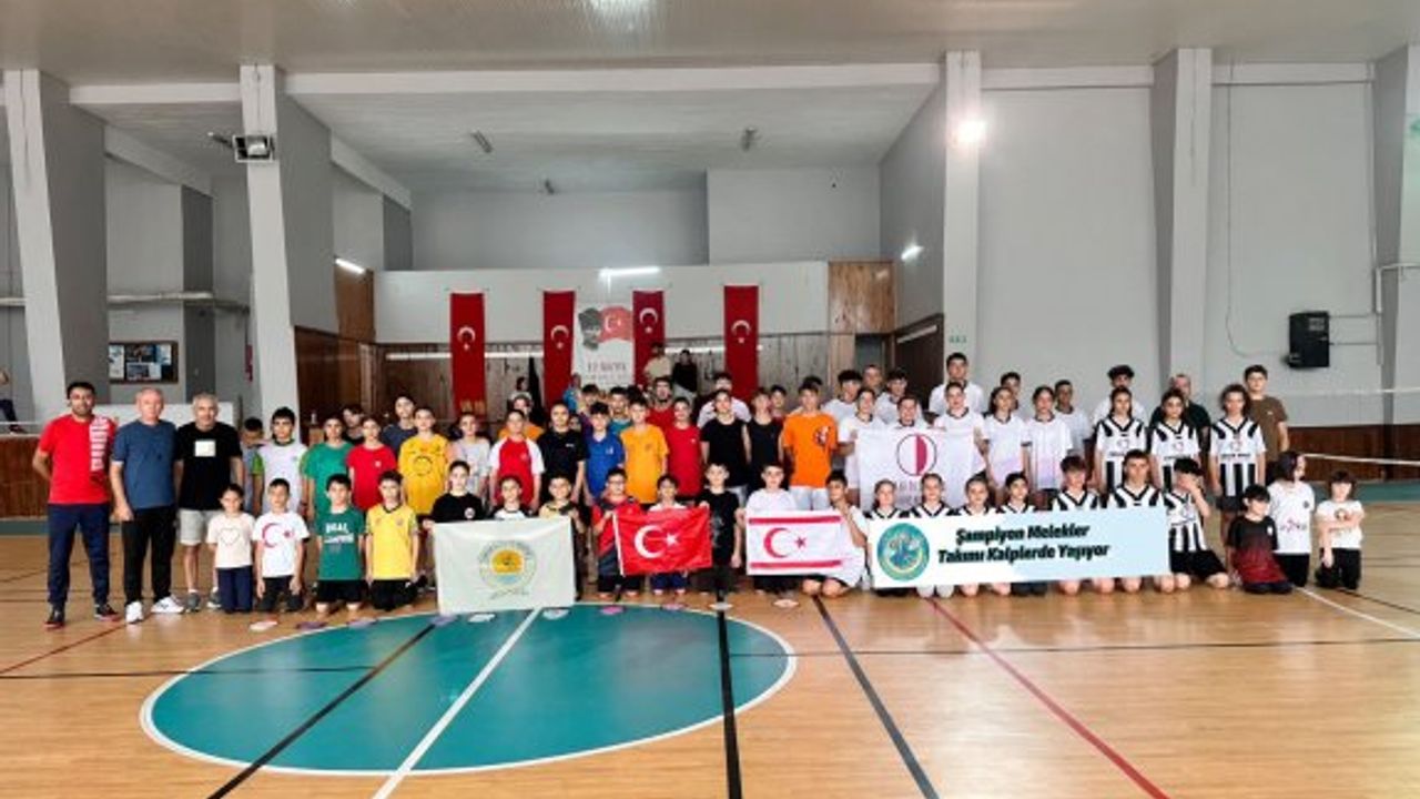 Samsun'da Şampiyon Melekler anısına oynadılar