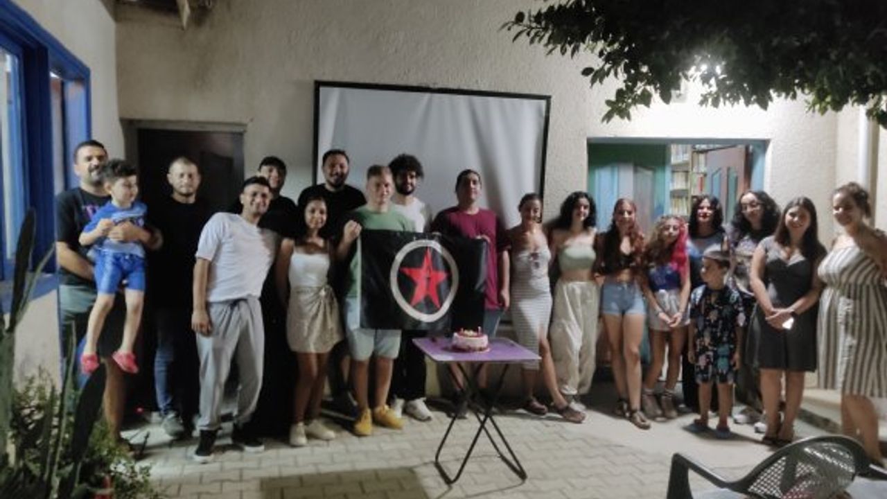 Sol Gençlik, Anonim Gençlik’in ikinci yıl dönümü etkinliğine katıldı