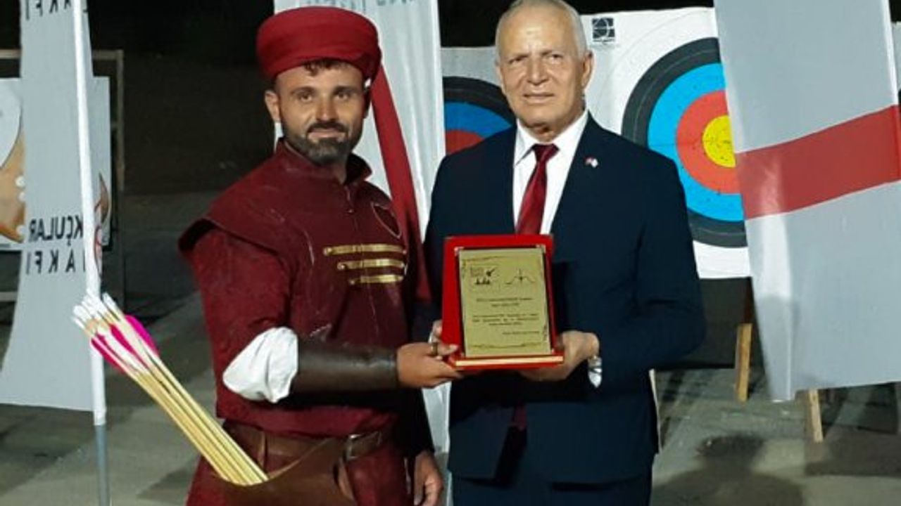 Töre, Okçuluk Kıbrıs Fetih Kupası ödül törenine katıldı