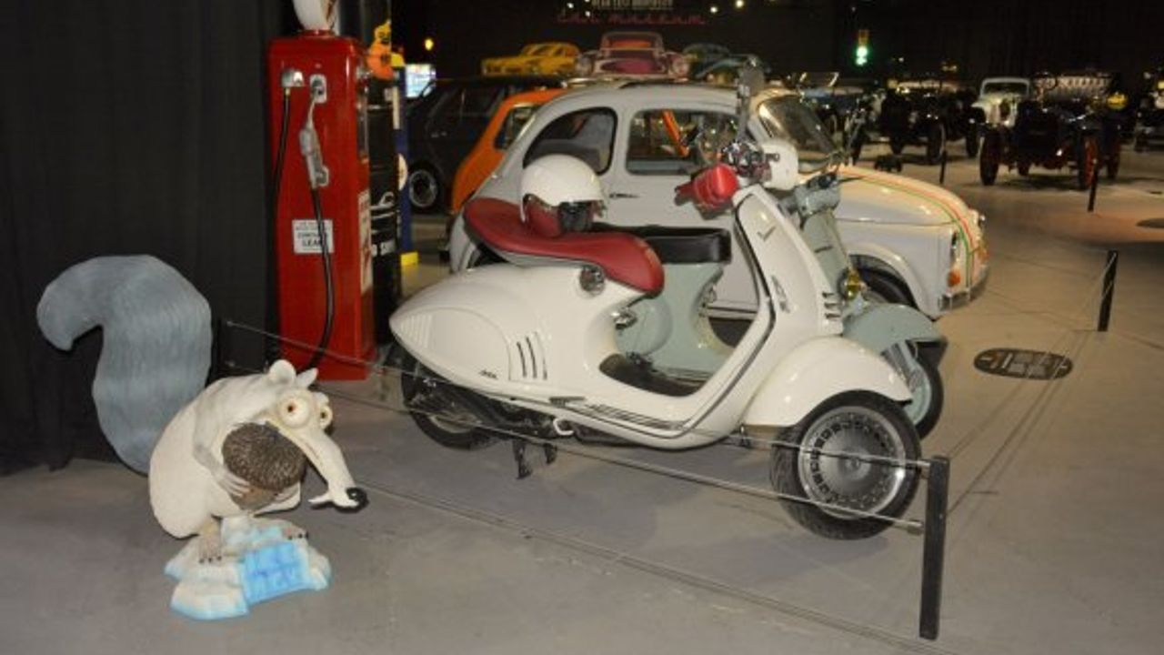 Yaz tatilinde çocuğunuza en güzel hediyeyi verin: Birlikte, Kıbrıs Araba Müzesi’ni ziyaret edin