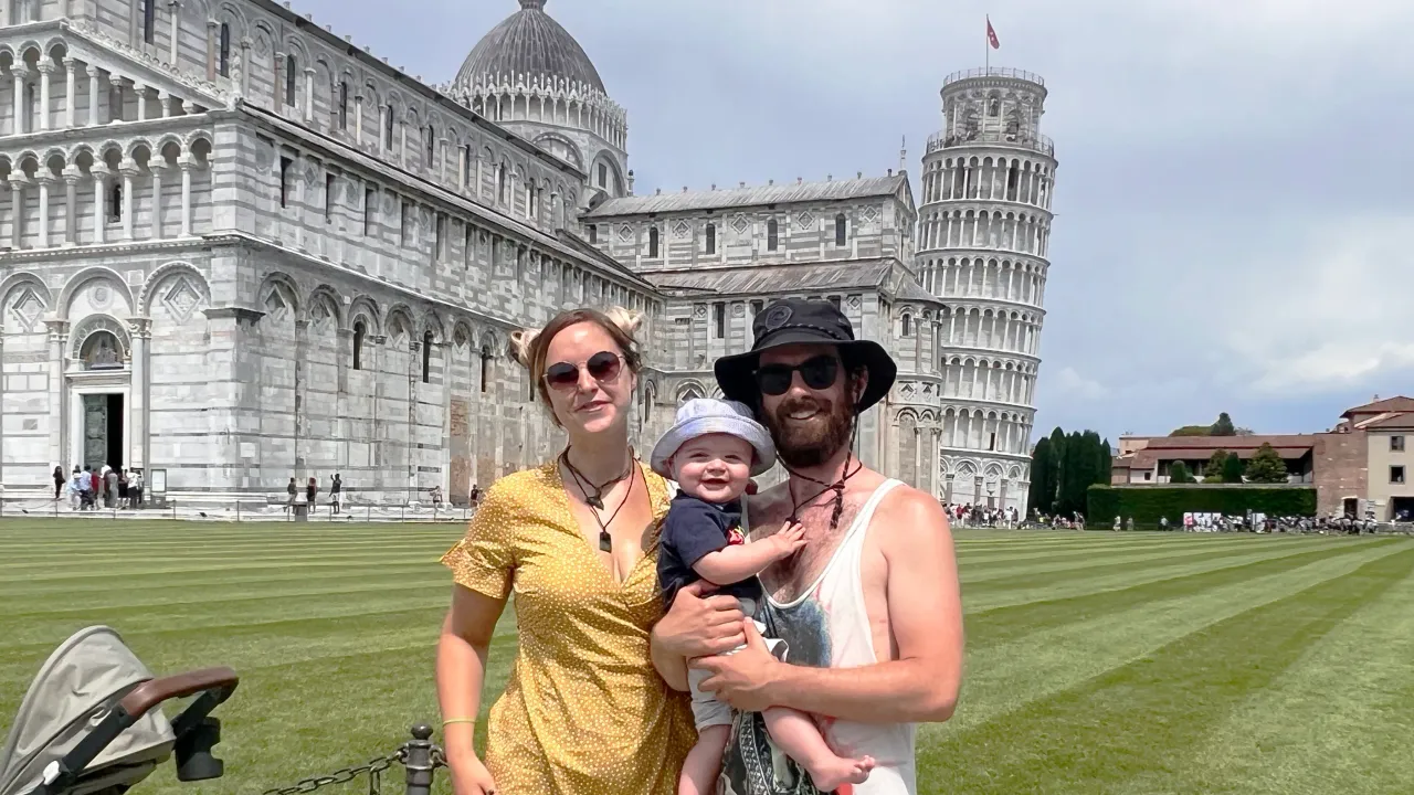 11 aylık bebek 23 ülke gezerek rekor kırdı