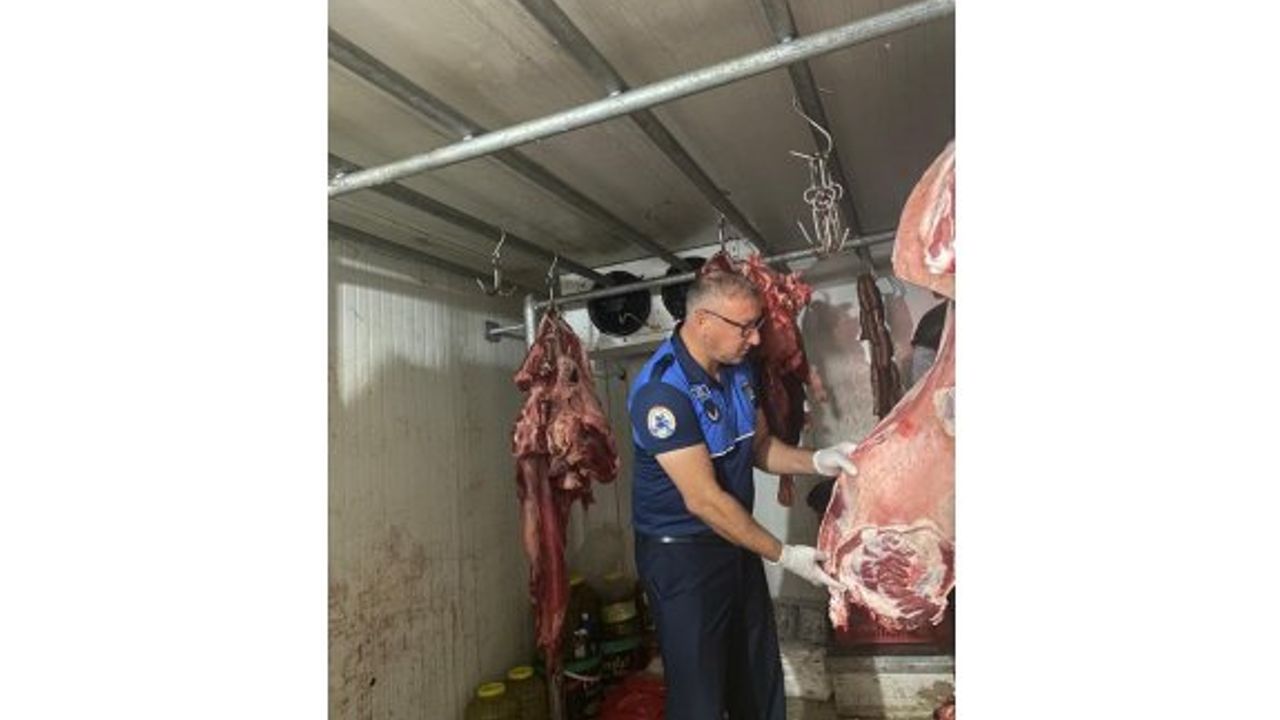 Gazimağusa Belediyesi gıda üretimi ve satışı yapan işyerlerinde denetimlerini yoğunlaştırdı