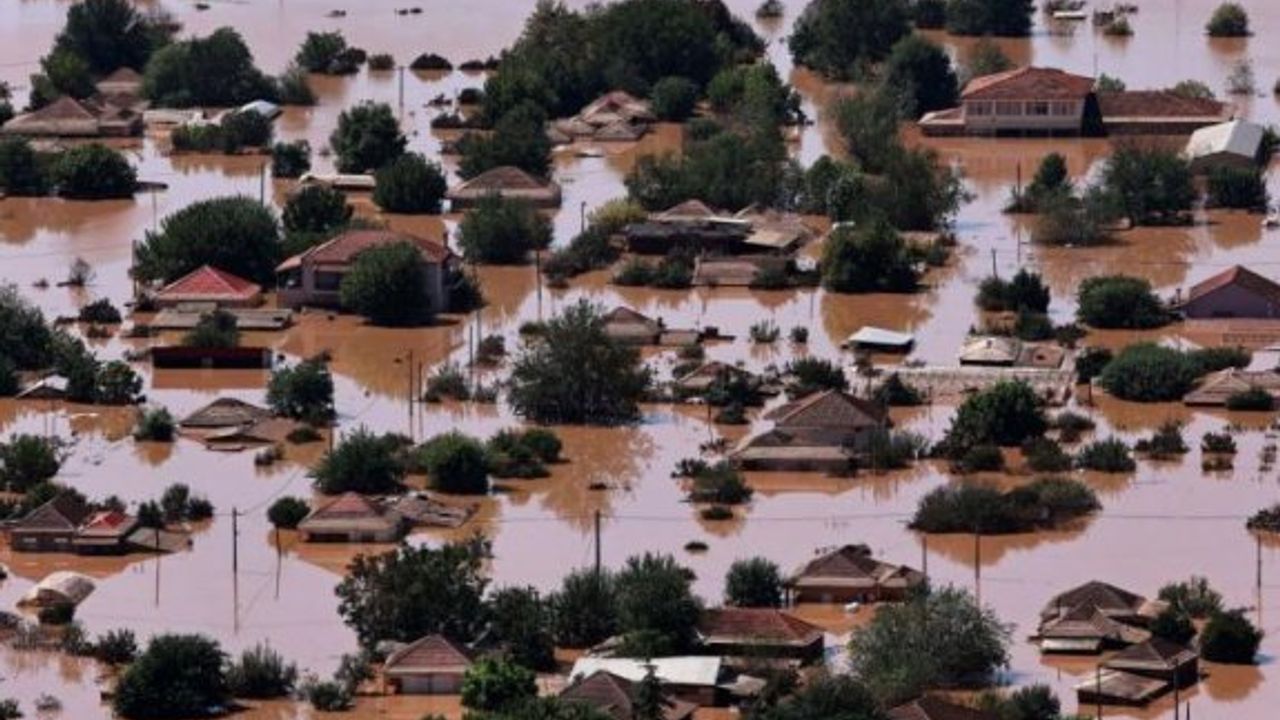 Libya'da sel felaketinde acı bilanço büyüyor