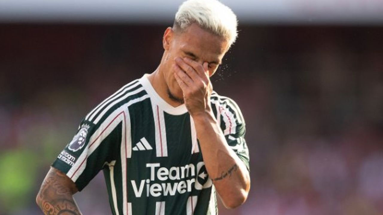 Manchester United'da Antony kadro dışı