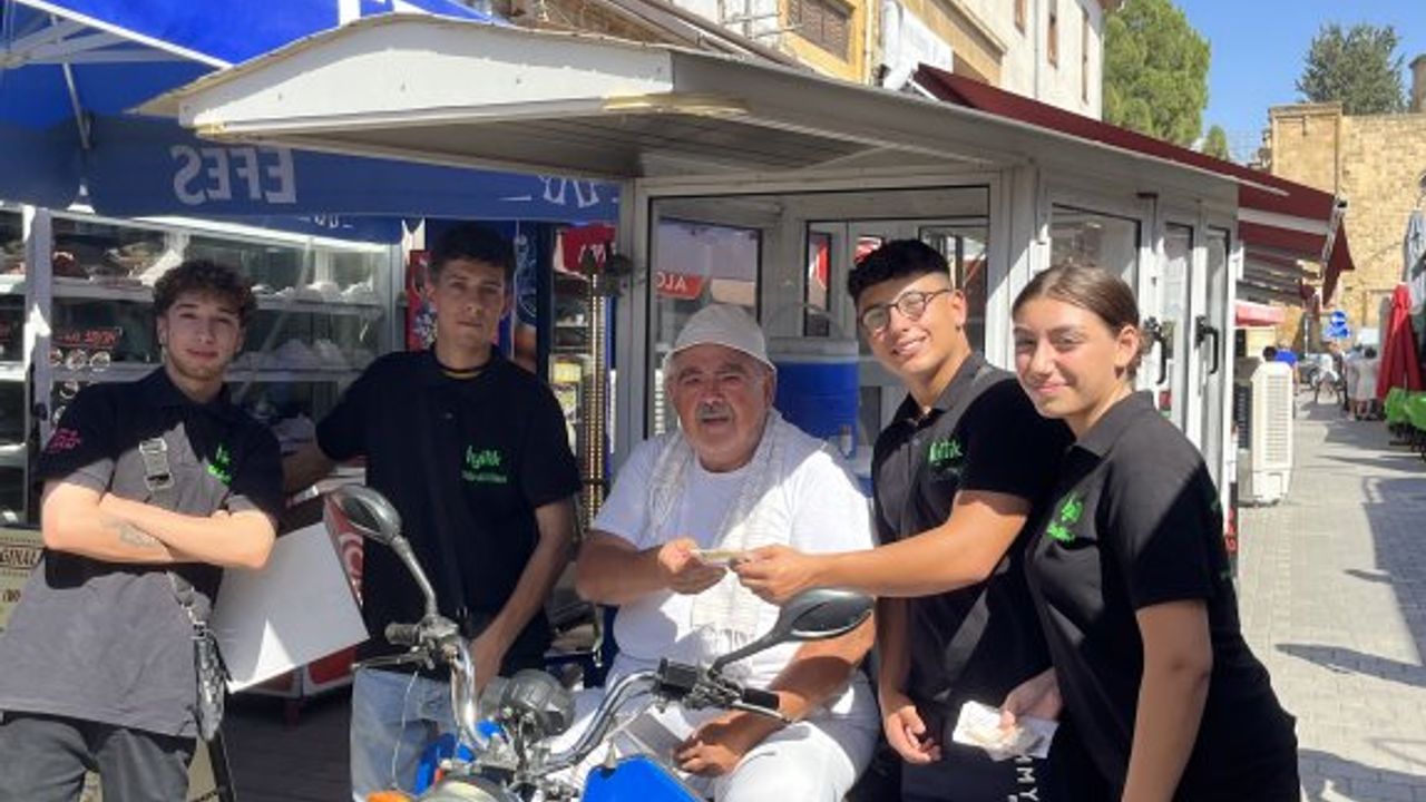 Mevlit Kandili Evkaf İyilik Gönüllülerinin ikramlarıyla kutlandı