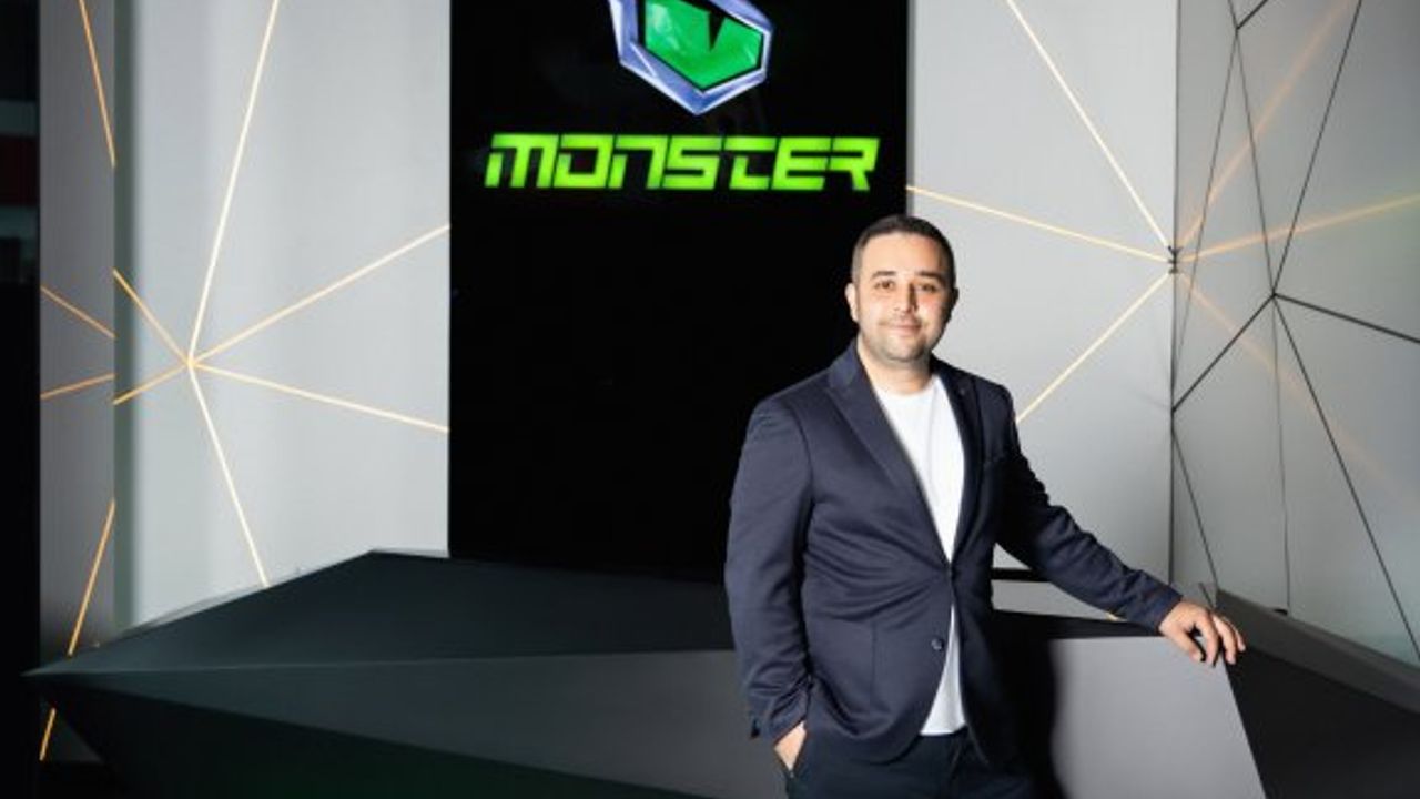 Monster Notebook, KKTC’deki faaliyetlerine hız kesmeden devam ediyor