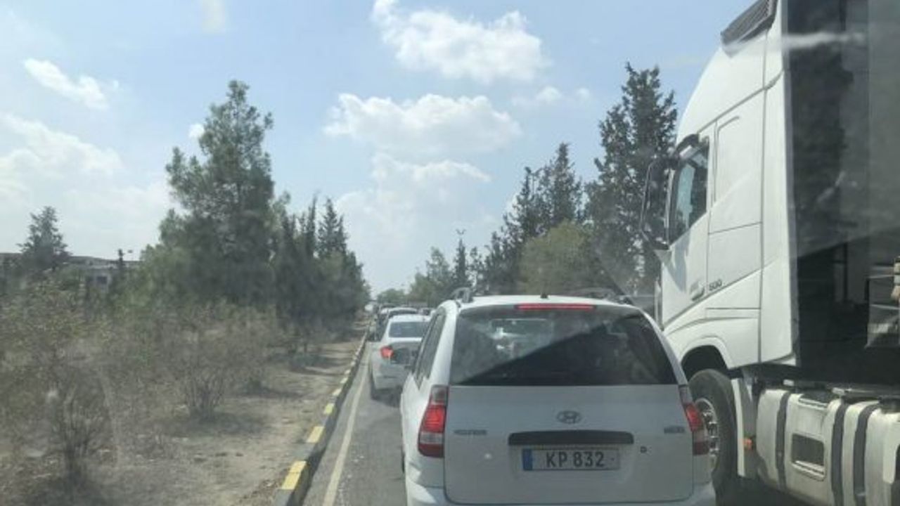 “Pile’ye yol insani konu, ya Lefkoşa’ya hayvani konu mu?”