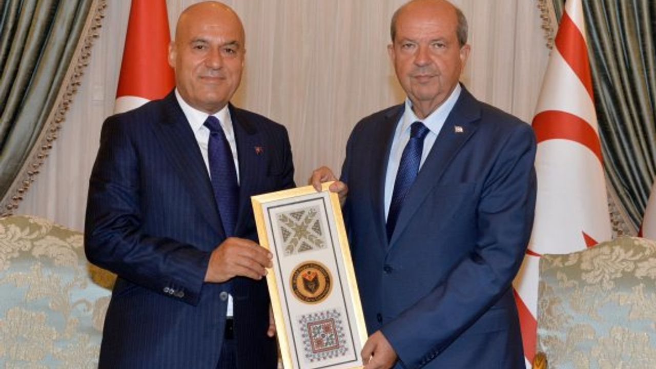 Tatar: “Okumaya gelen öğrenciler döndüklerinde ülkenin fahri elçisi oluyor”